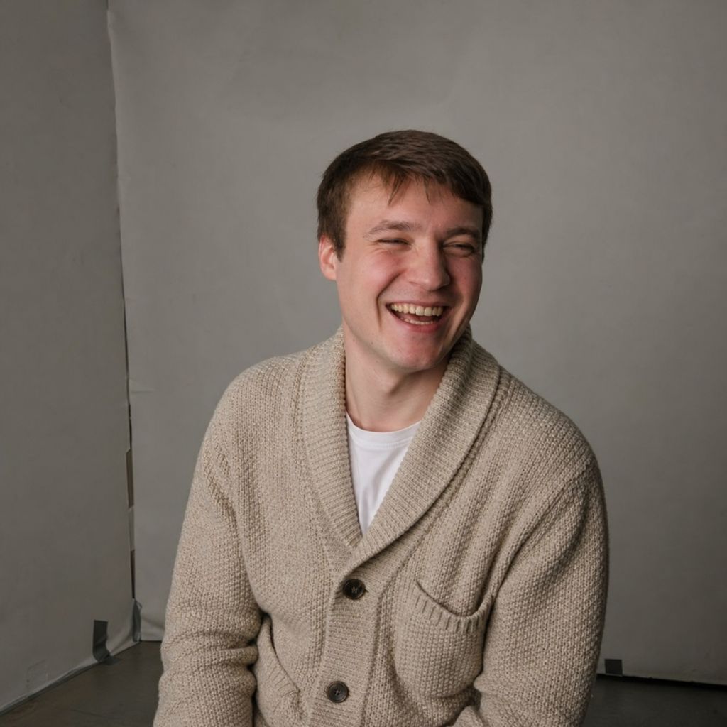 Том Холоденин